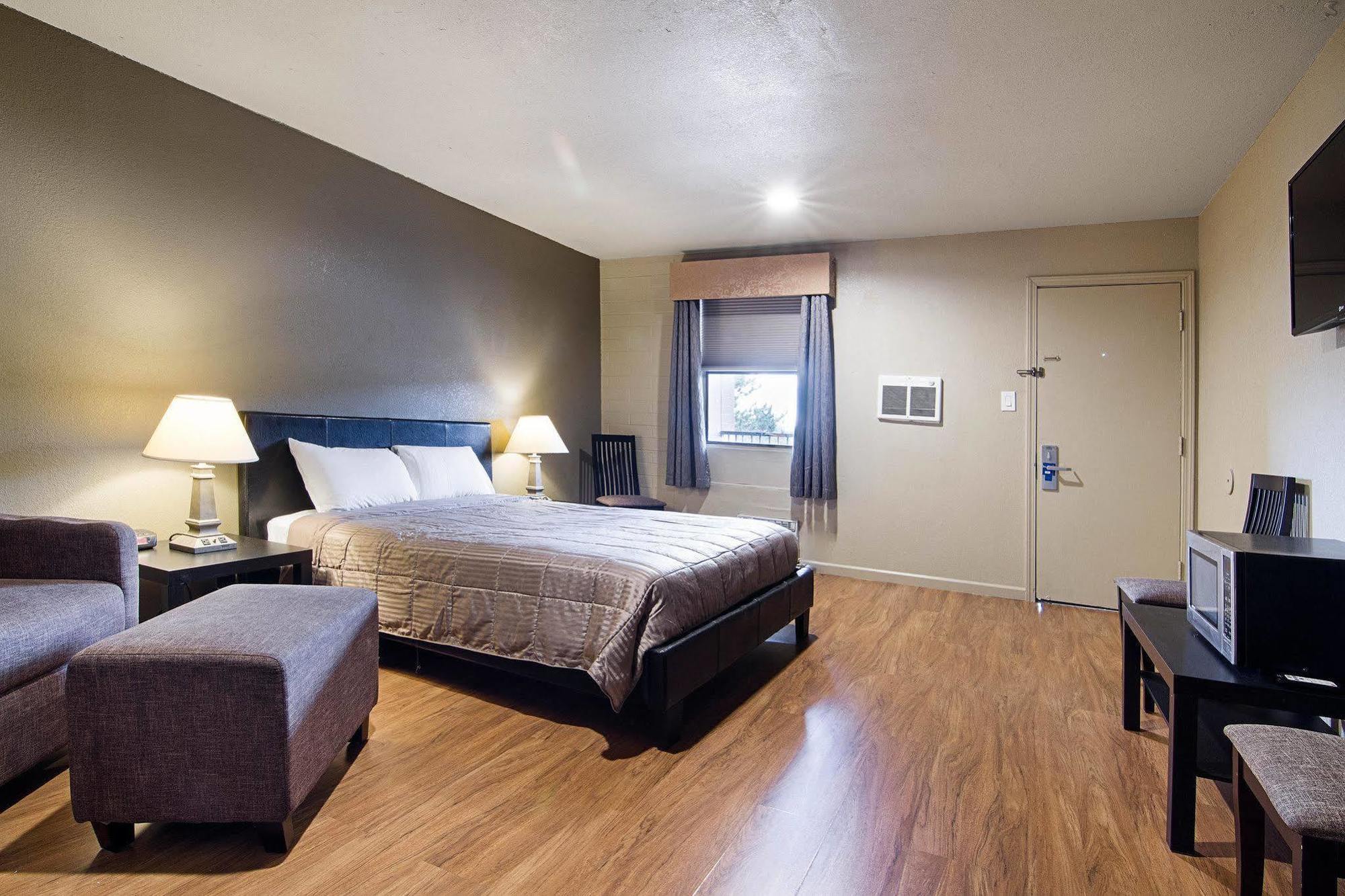 Rodeway Inn Flagstaff East Route 66 Bagian luar foto