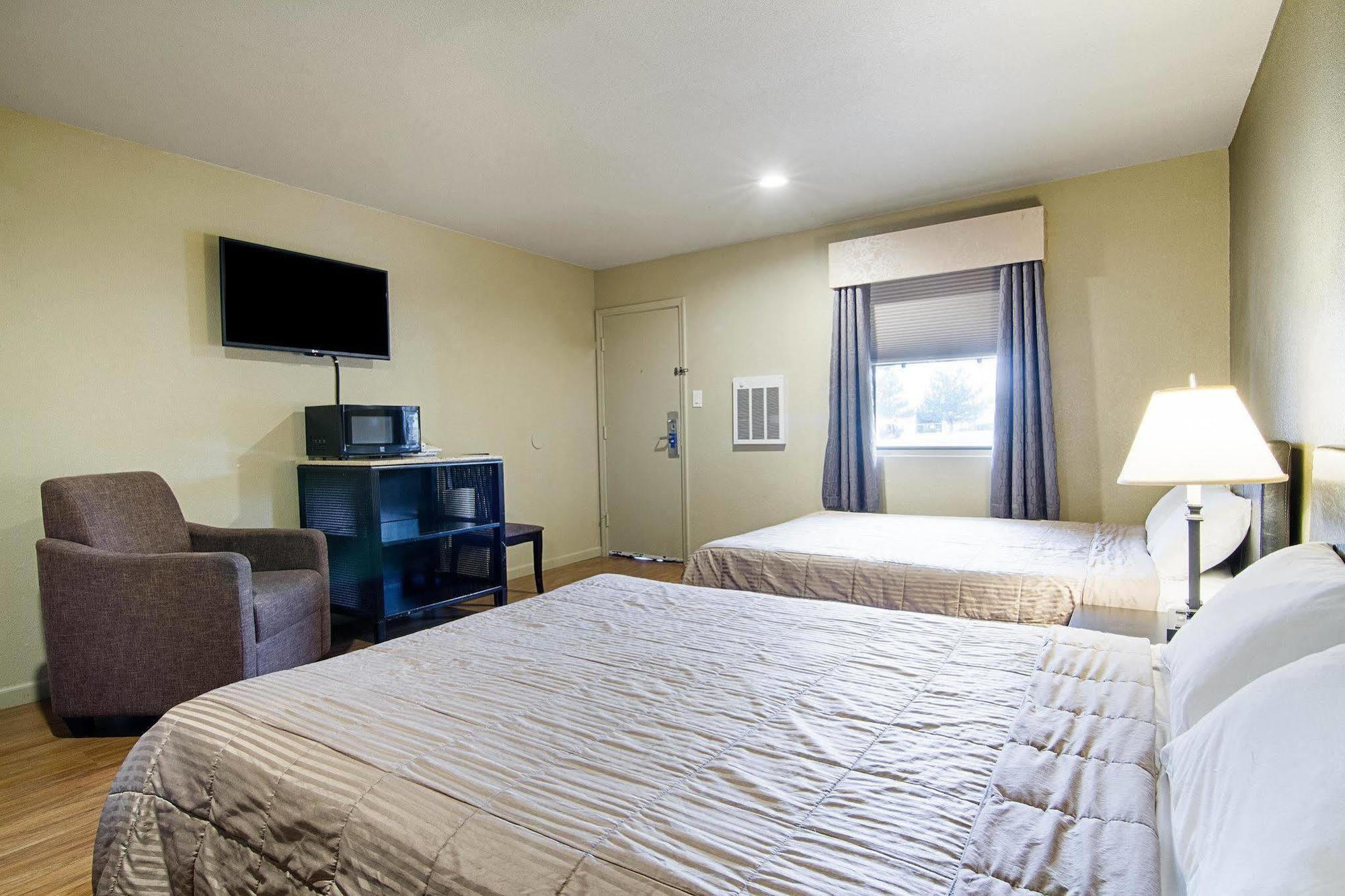 Rodeway Inn Flagstaff East Route 66 Bagian luar foto